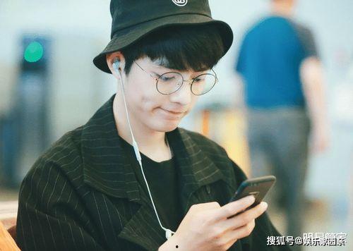 吃瓜娱乐王一博肖战,瓜田里的青春偶像风云录 第3张 吃瓜娱乐王一博肖战,瓜田里的青春偶像风云录 第3张